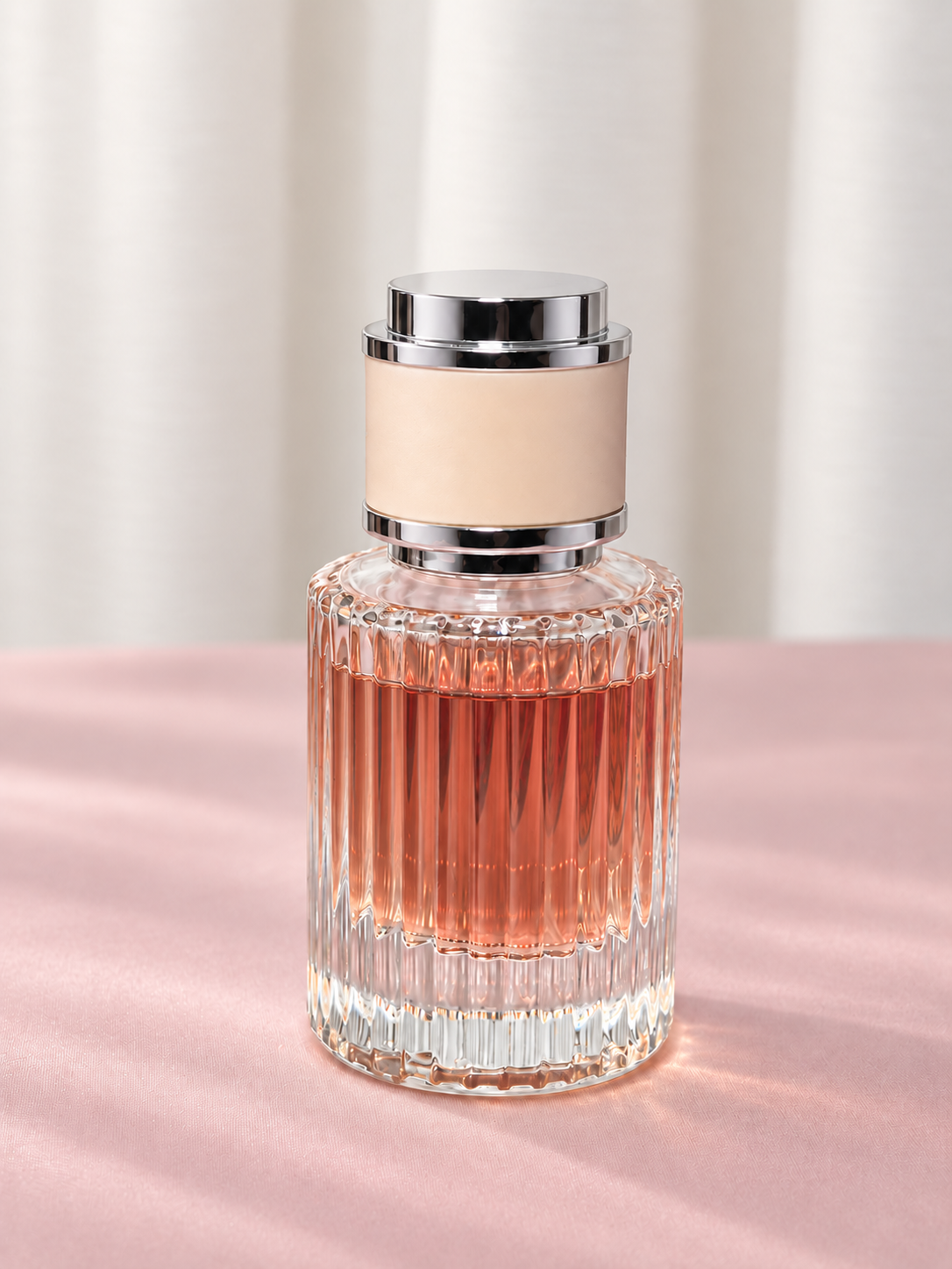 Perfume Rosa Vermelha em composição botânica