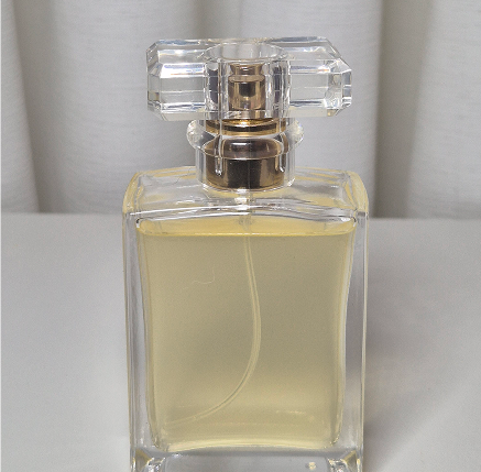 Frasco do perfume natural Pachamama